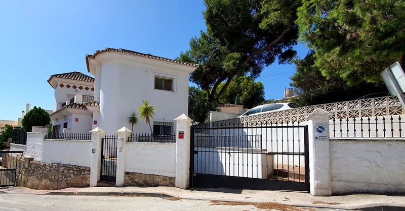 Villa in Torreblanca - view 1