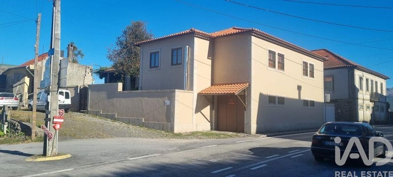 House in Ventosa - view 1