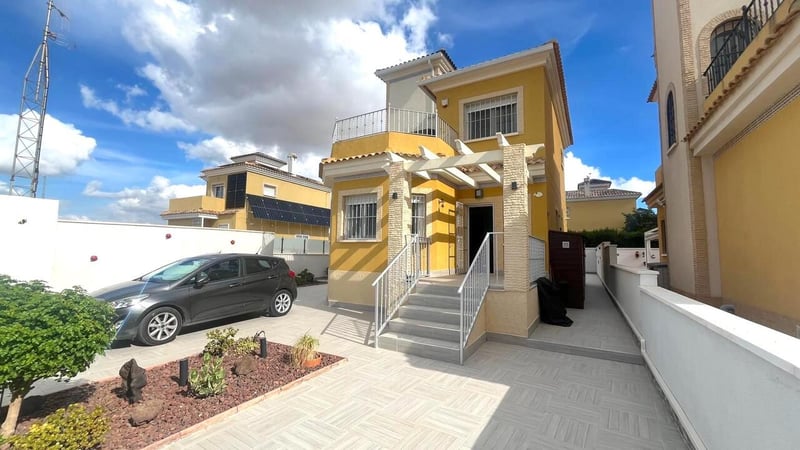 Villa in Algorfa - view 1