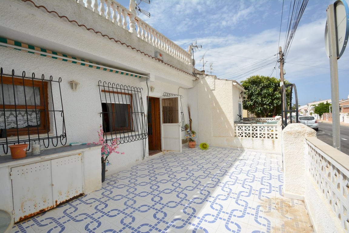 House in Torrevieja - Image 2