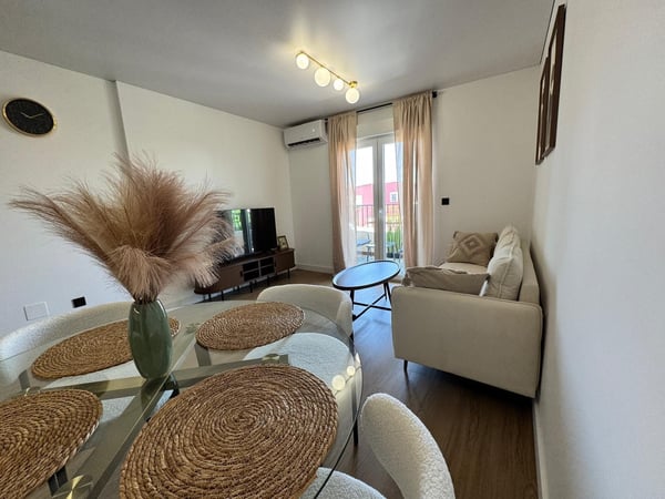 Apartment in Los Tarragas - view 1
