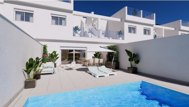 House in Los Alcazares - view 1