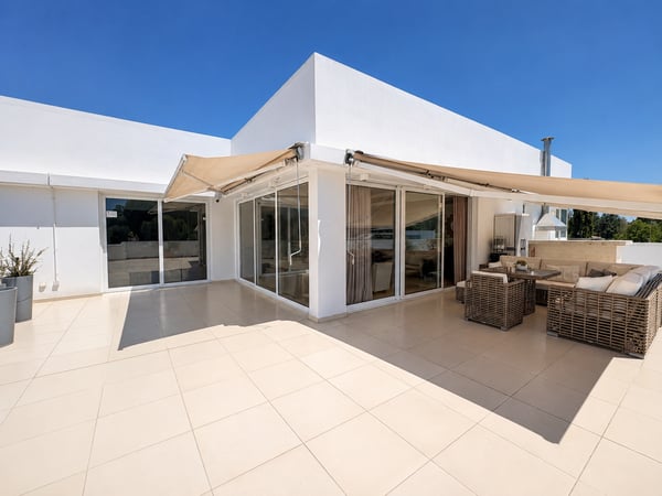 Penthouse in Nicosia Municipality - view 1