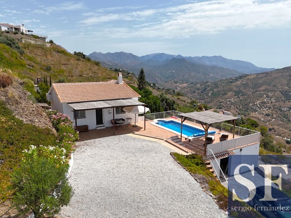 Villa in Competa - view 1