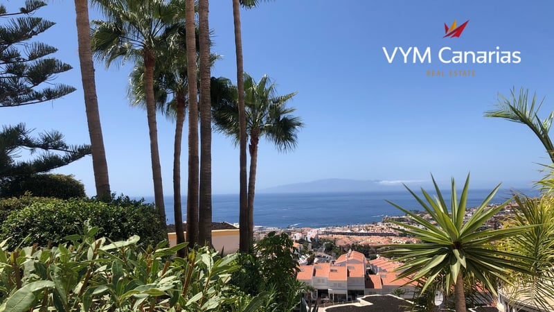 Villa in Costa Adeje - view 1