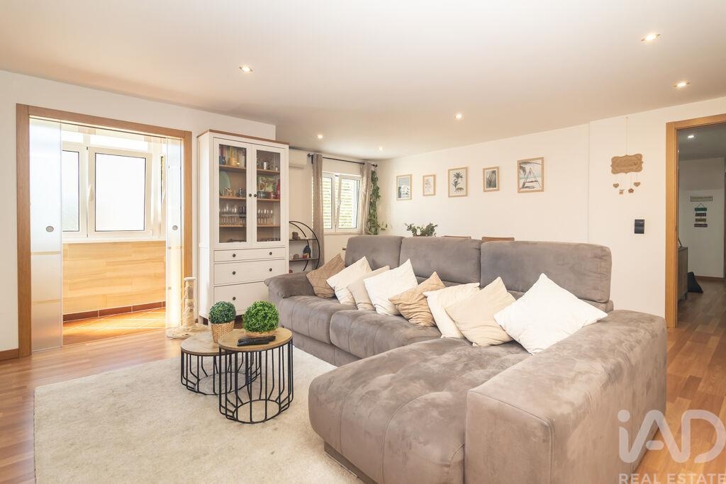 Apartment in Pinhal Novo - Image 3