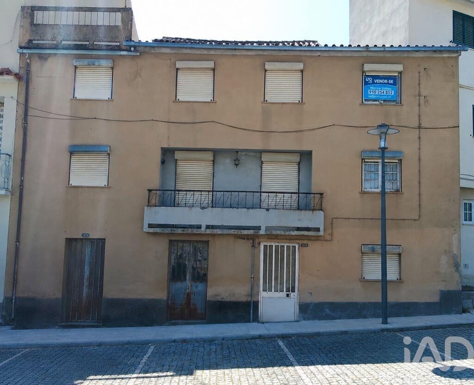 House in Pampilhosa da Serra