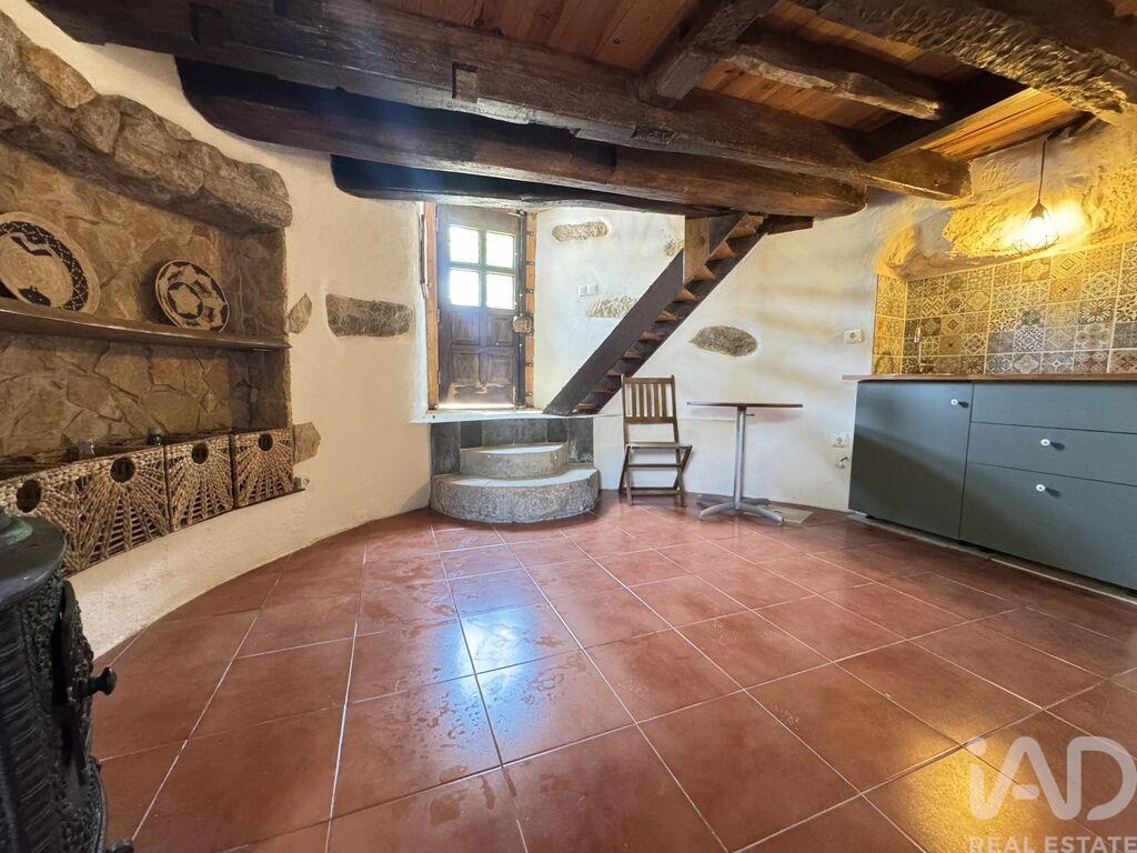 House in Sao Bartolomeu Dos Galegos - Image 3
