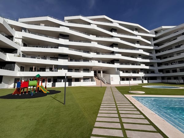 Apartment in San Miguel de Salinas - view 1