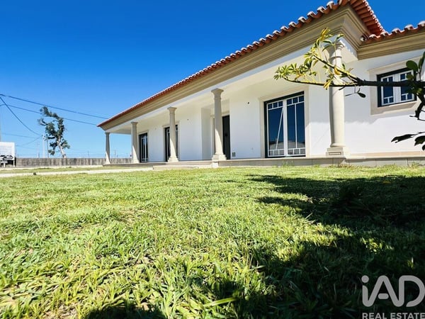 House in Martinganca - view 1