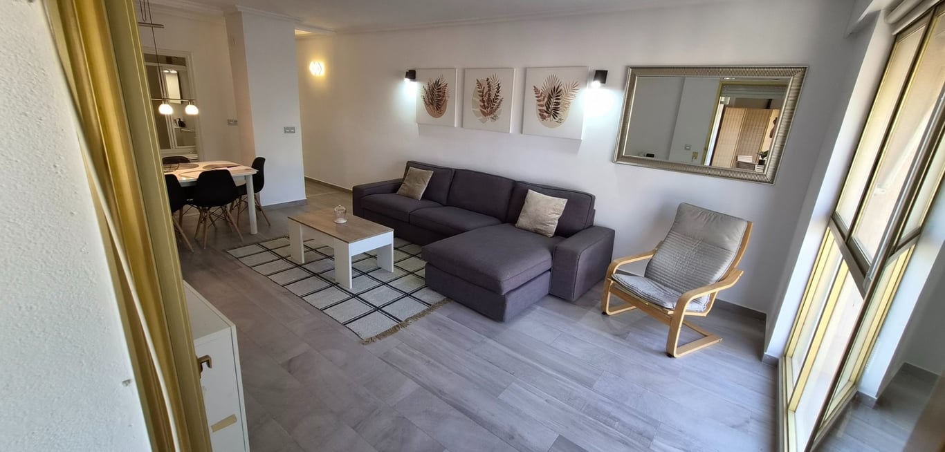 Apartment in Torrevieja - Image 2