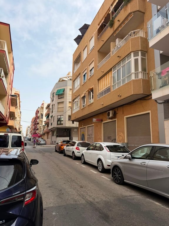 Apartment in Torrevieja - Image 3