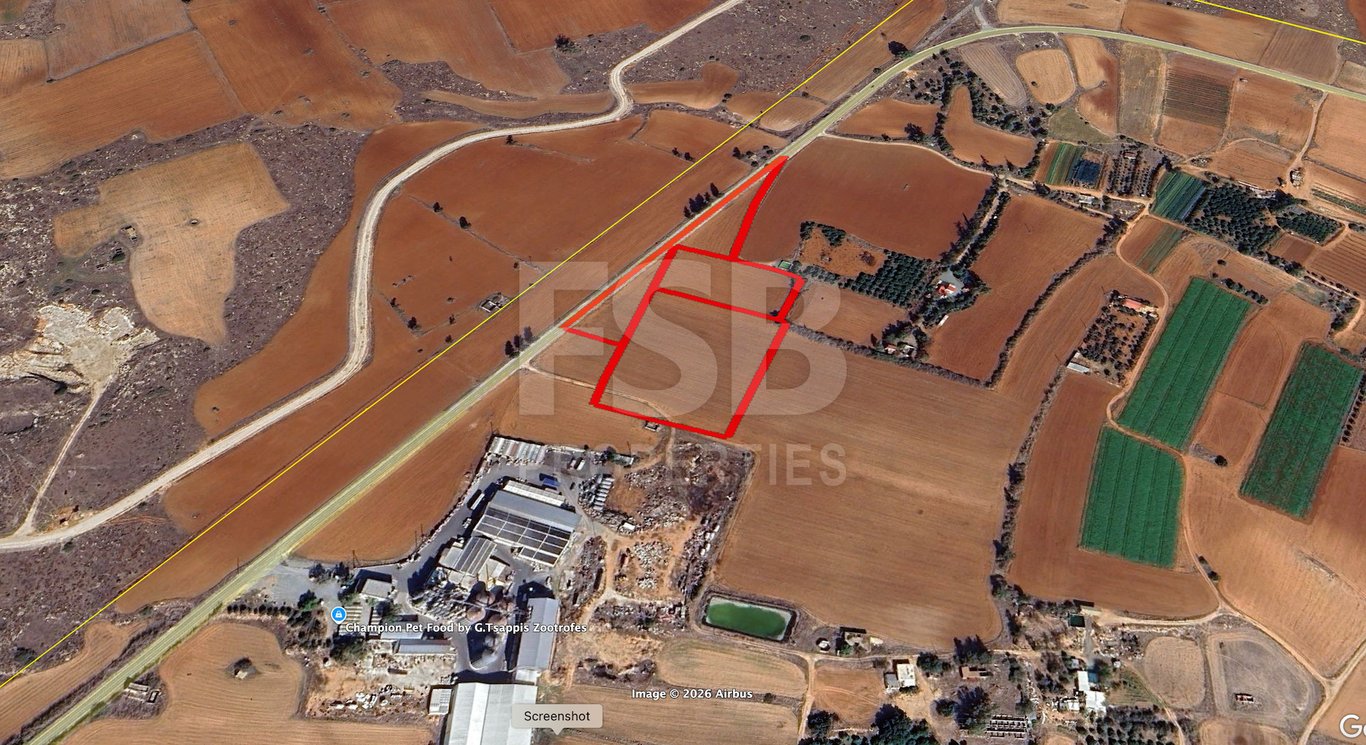 Land in Achna
