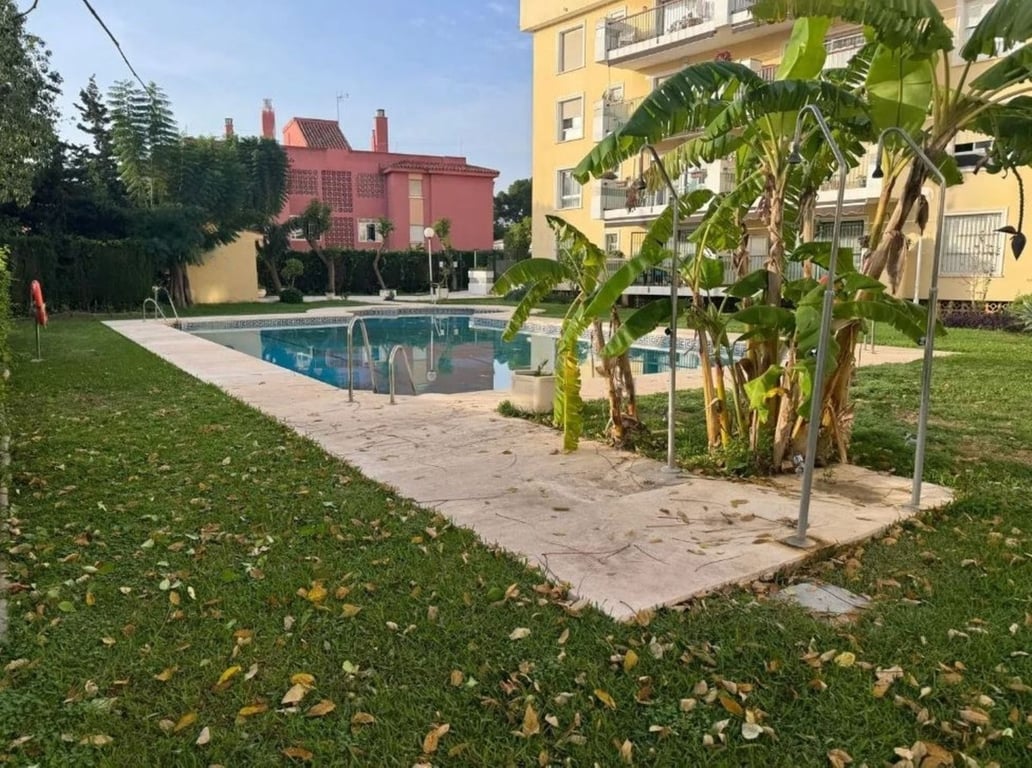 Apartment in Torremolinos - Image 2