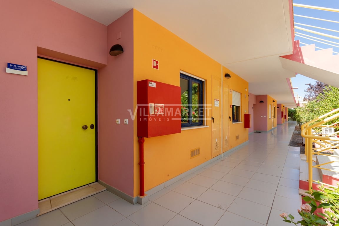 Apartment in Albufeira - Image 2