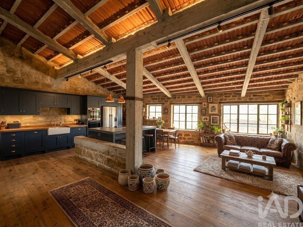 House in Canelas - Image 3