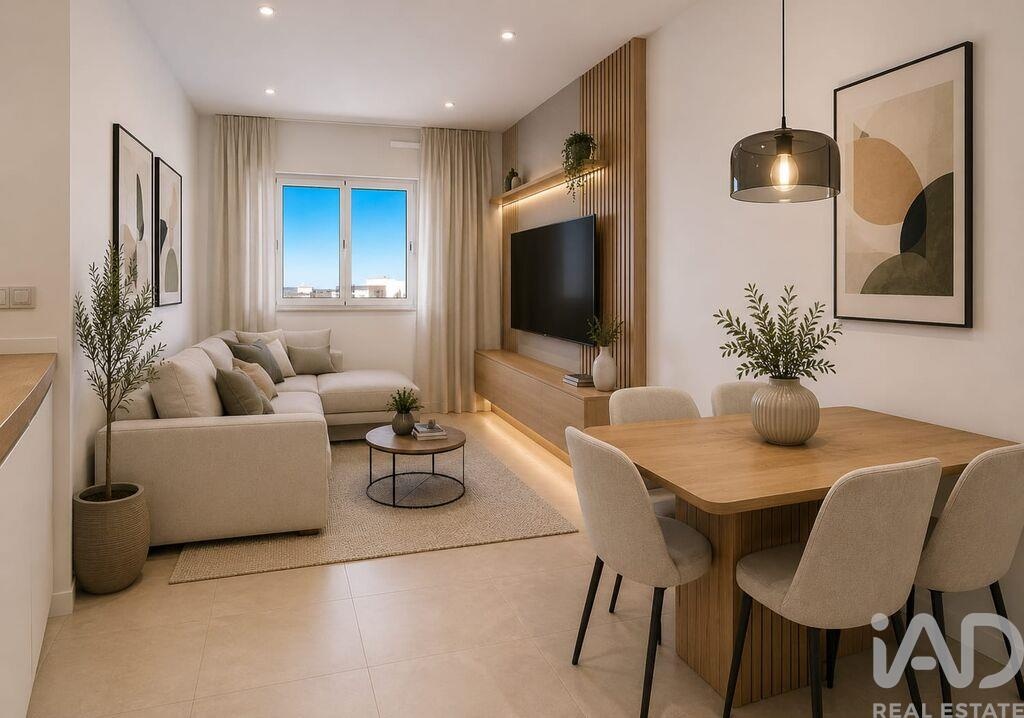 Apartment in Faro - Image 2