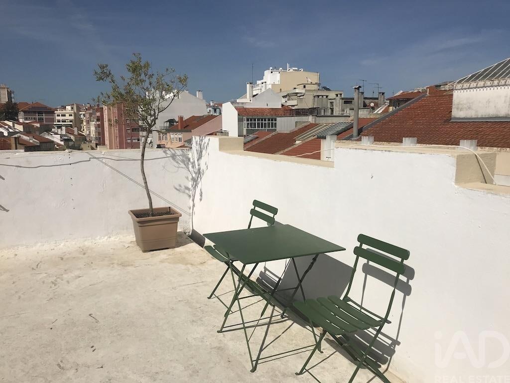 Apartment in Penha de Franca - Image 2