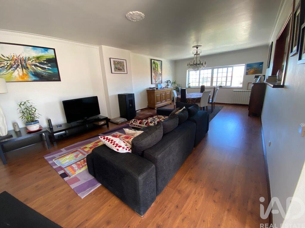 Apartment in Serra do Bouro - Image 3