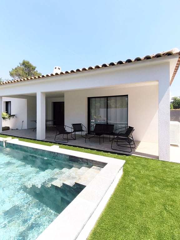 House in Forcalqueiret