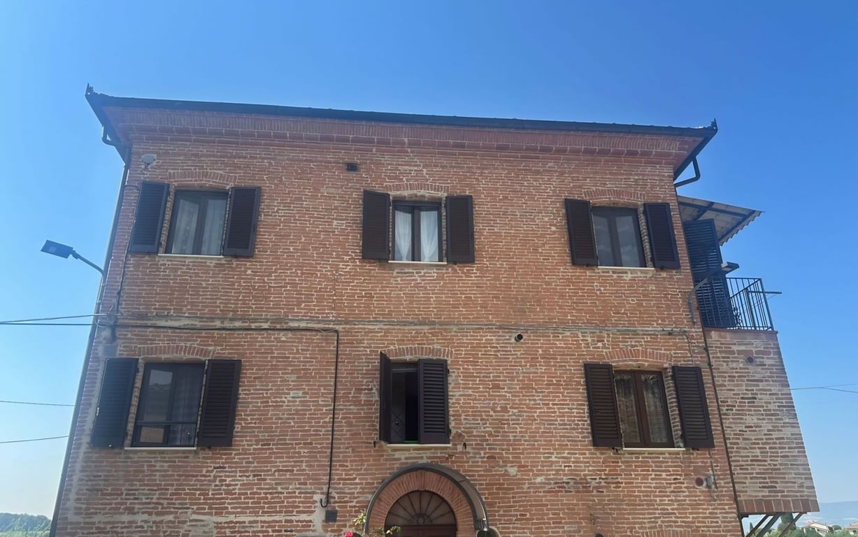 House in Nardelli - Image 3
