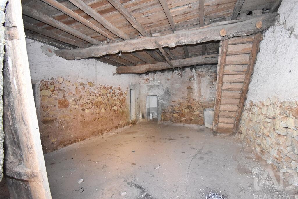 House in Cumeeira - Image 3