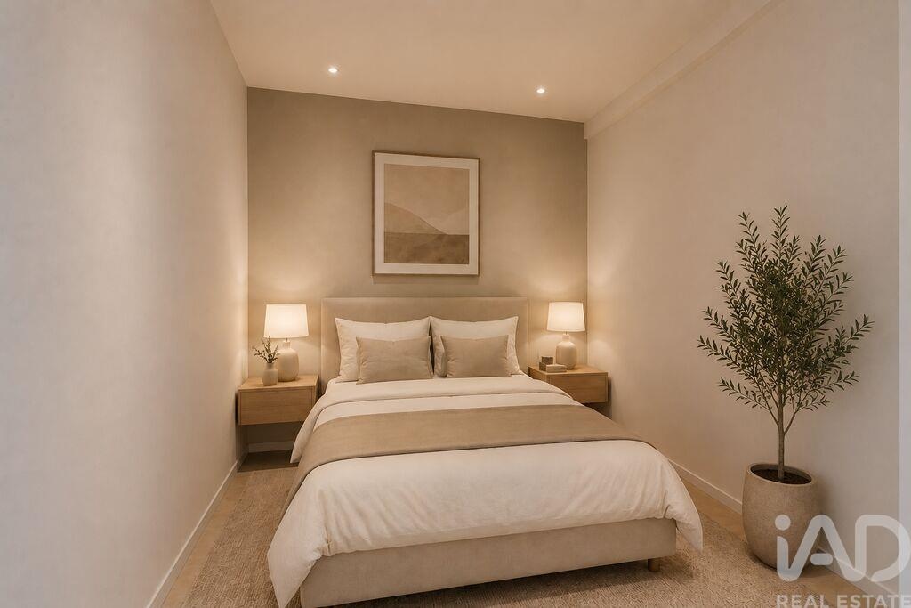 Apartment in Lordelo do Ouro - Image 3