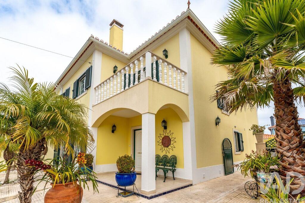 House in Ericeira