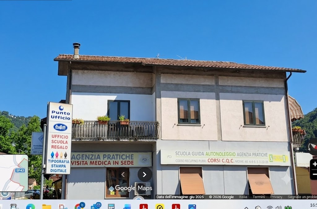 House in Castelnuovo di Garfagnana - Image 3