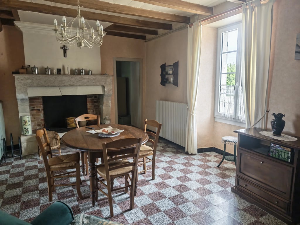 House in Aubeterre-sur-Dronne - Image 3