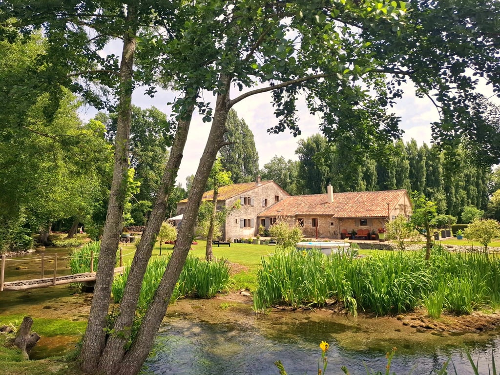 House in Chef-Boutonne