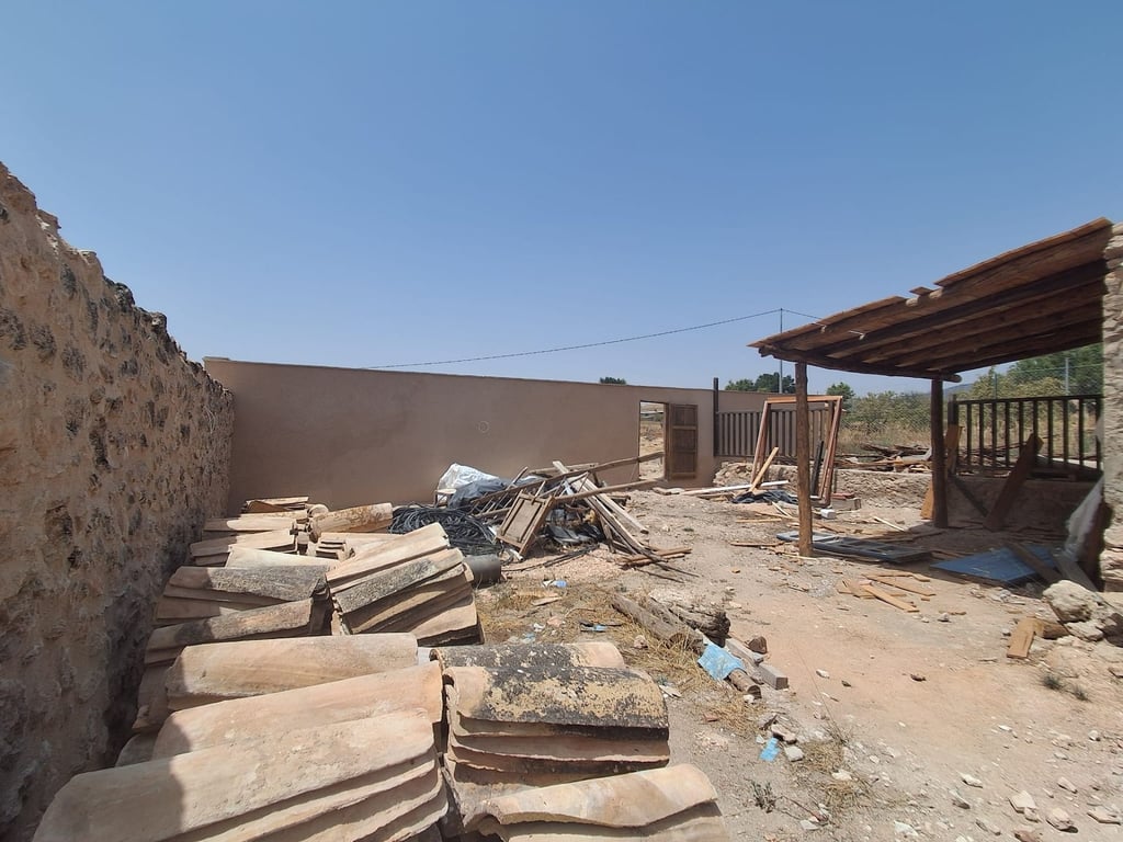 House in Lel - Image 3