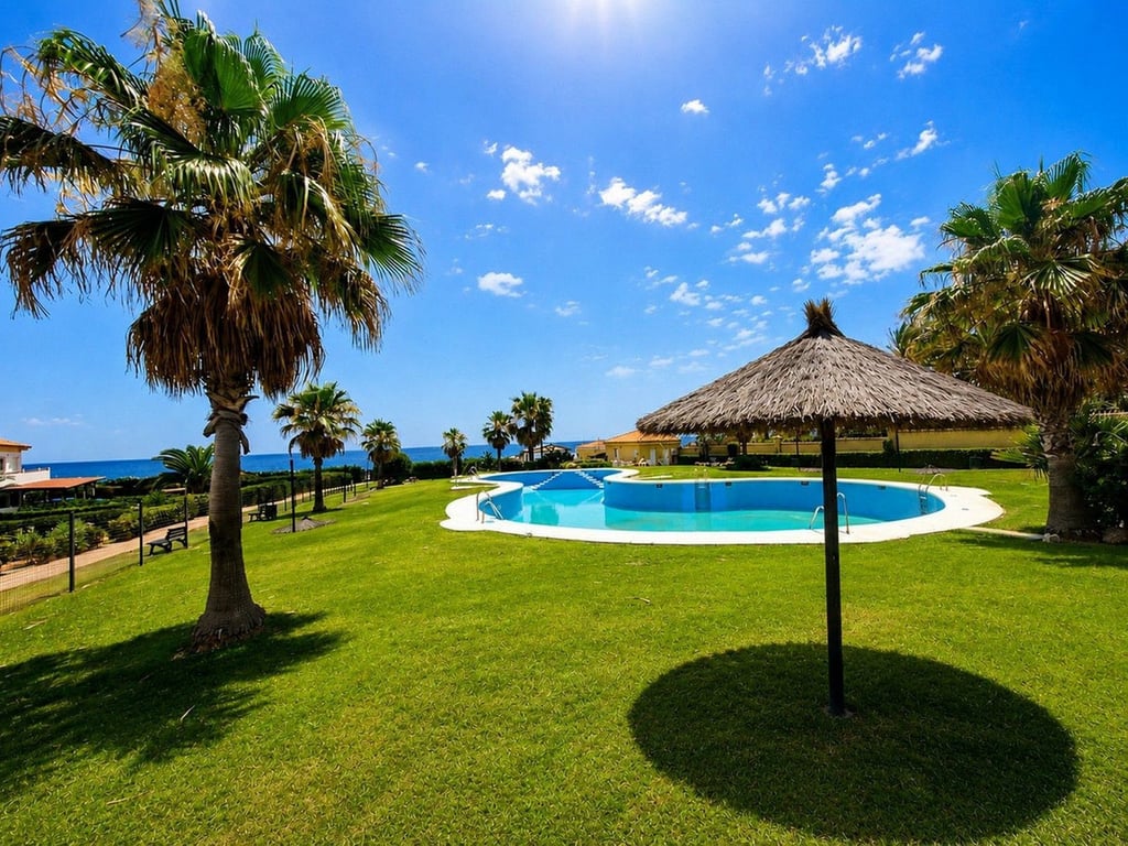 House in La Duquesa - Image 2