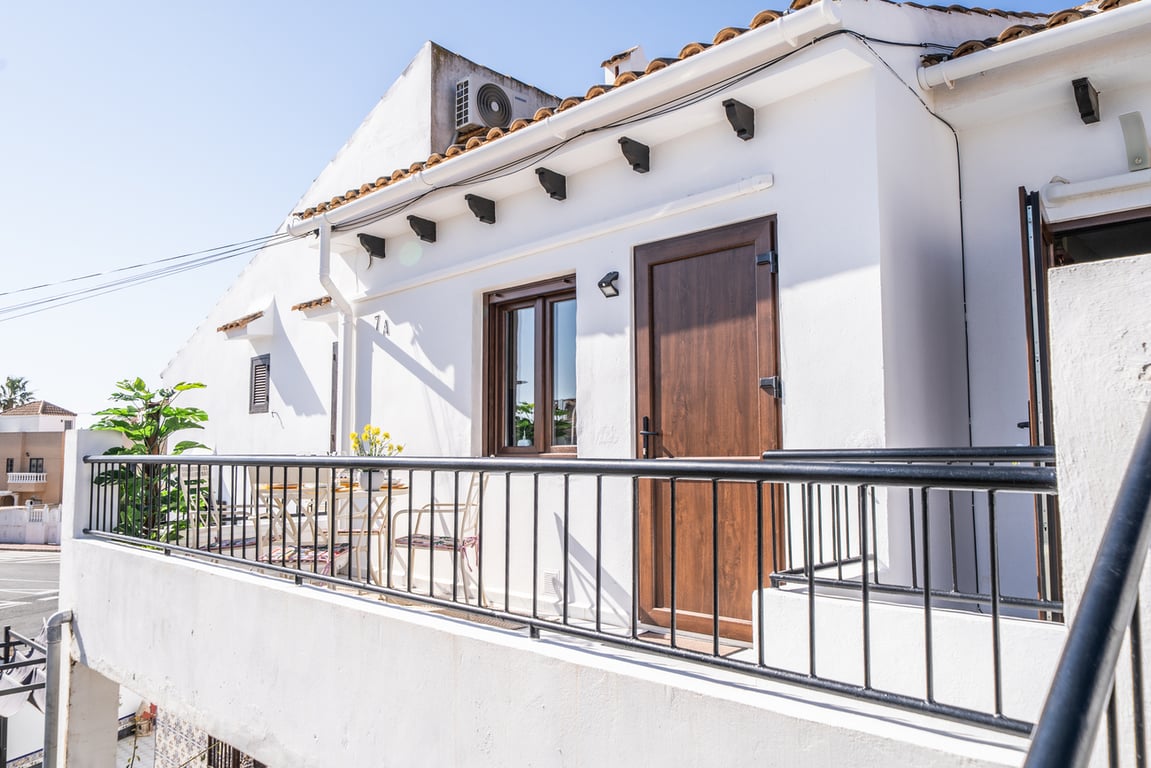 Apartment in Torrevieja - Image 2