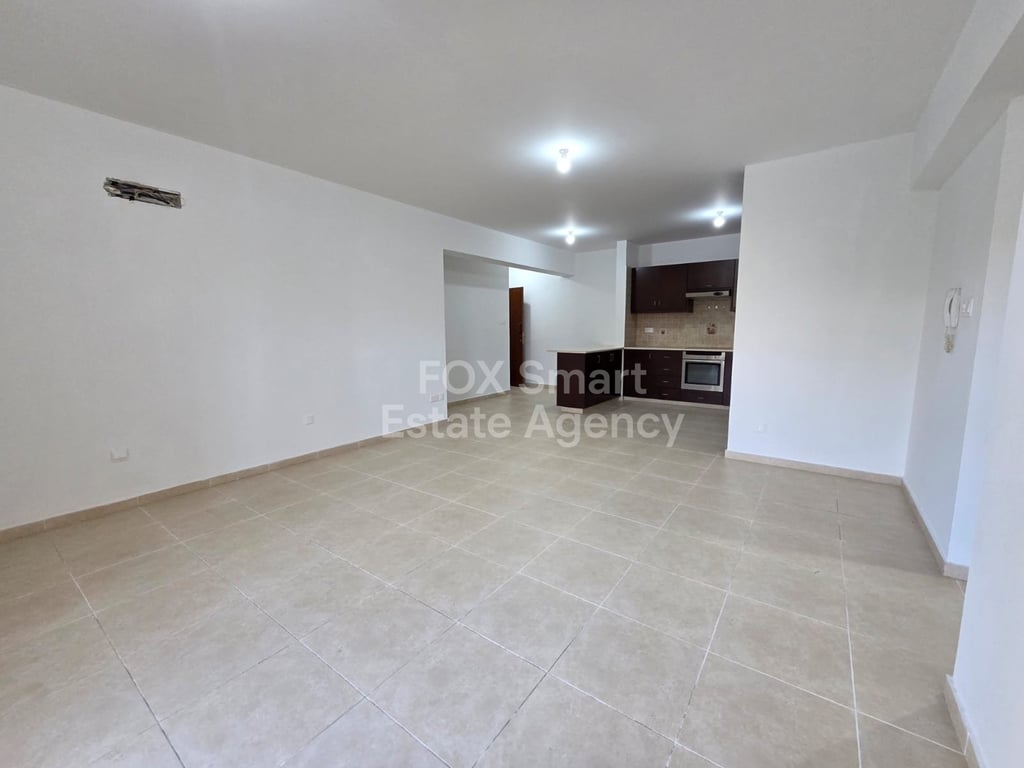 Apartment in Ayios Athanasios (quarter) - Image 2