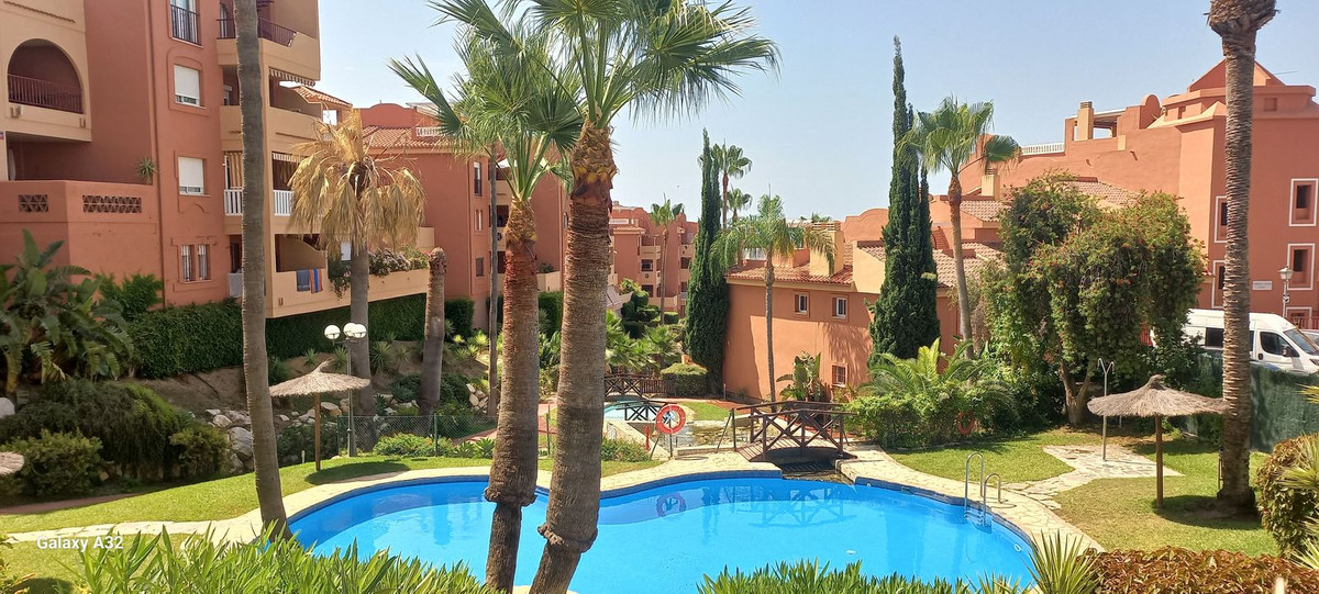 Apartment in Artola