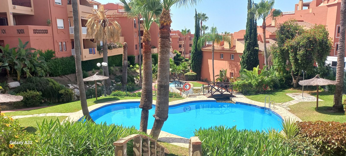 Apartment in Artola - Image 3