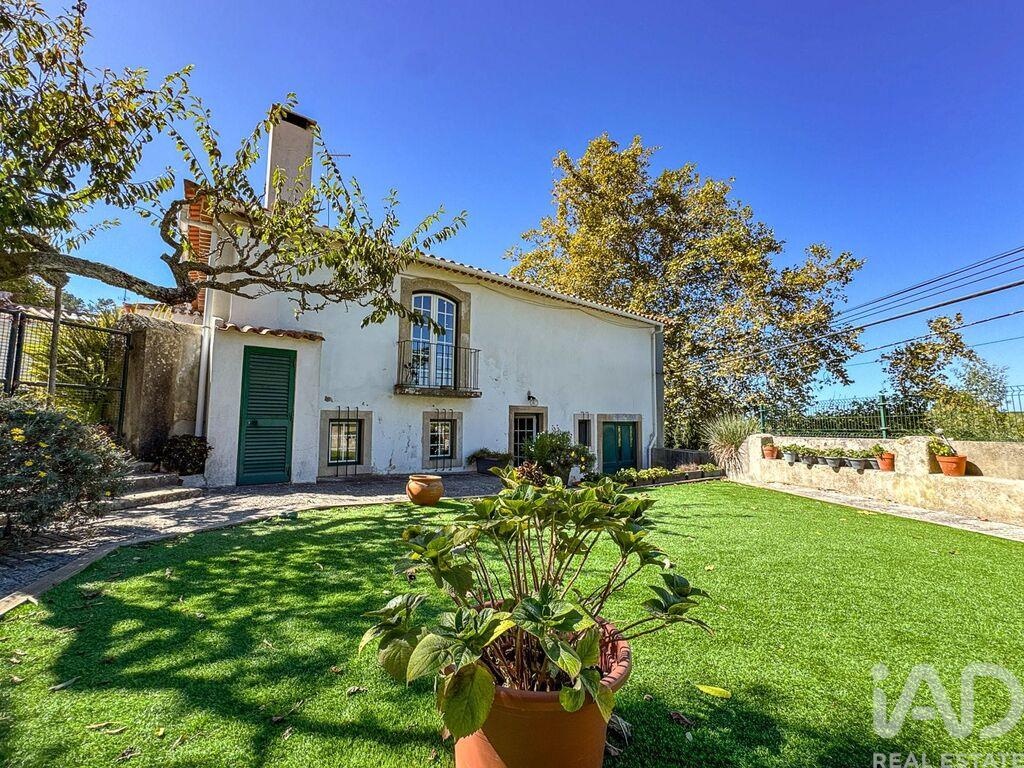 House in Colares