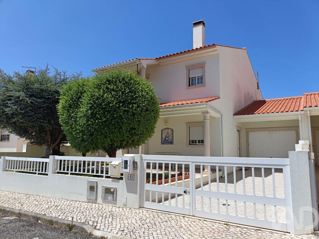 House in Sao Martinho do Porto