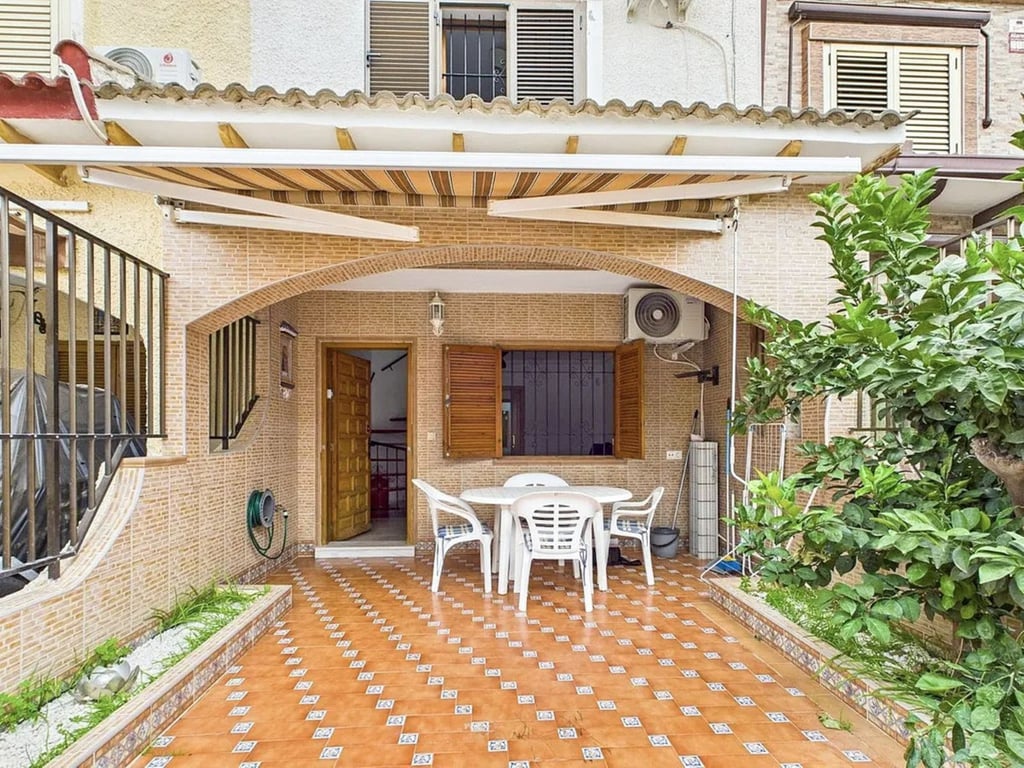 House in Los Alcazares