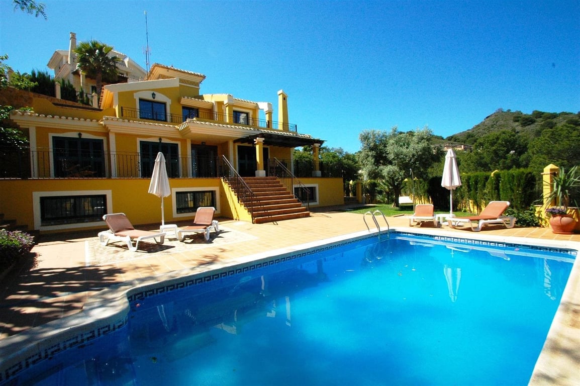 Villa in Atamaria
