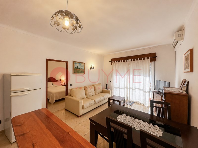 Apartment in Oura - Image 2