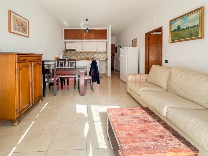 Apartment in Oura - Image 3