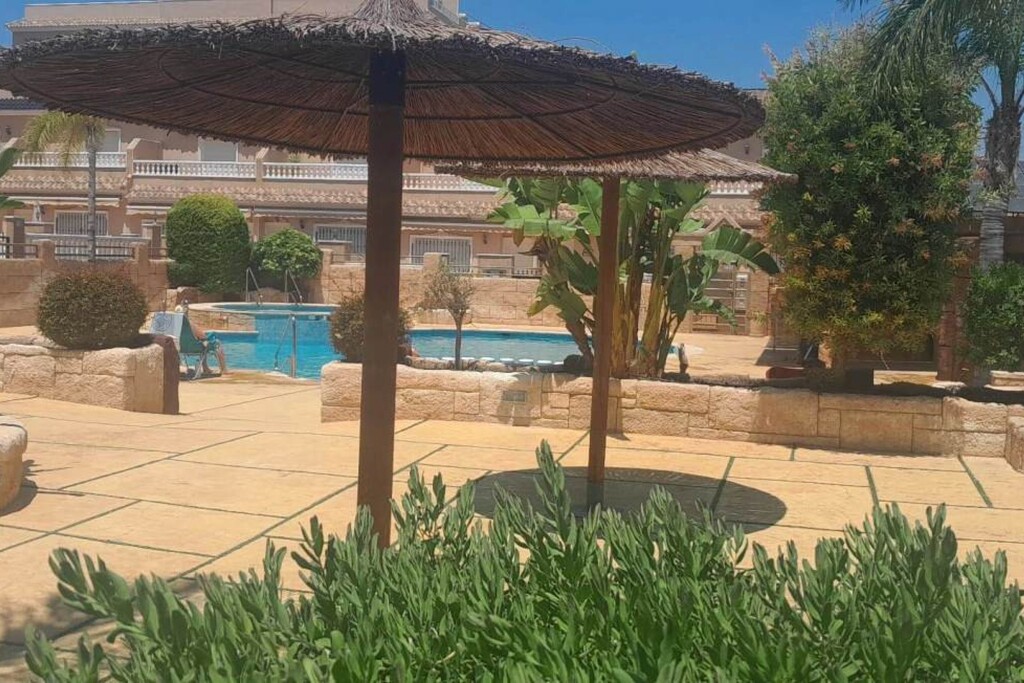 Villa in Villamartin - Image 3