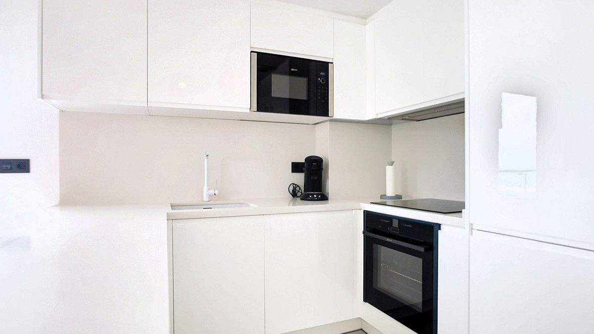 Apartment in Fuengirola - Image 4