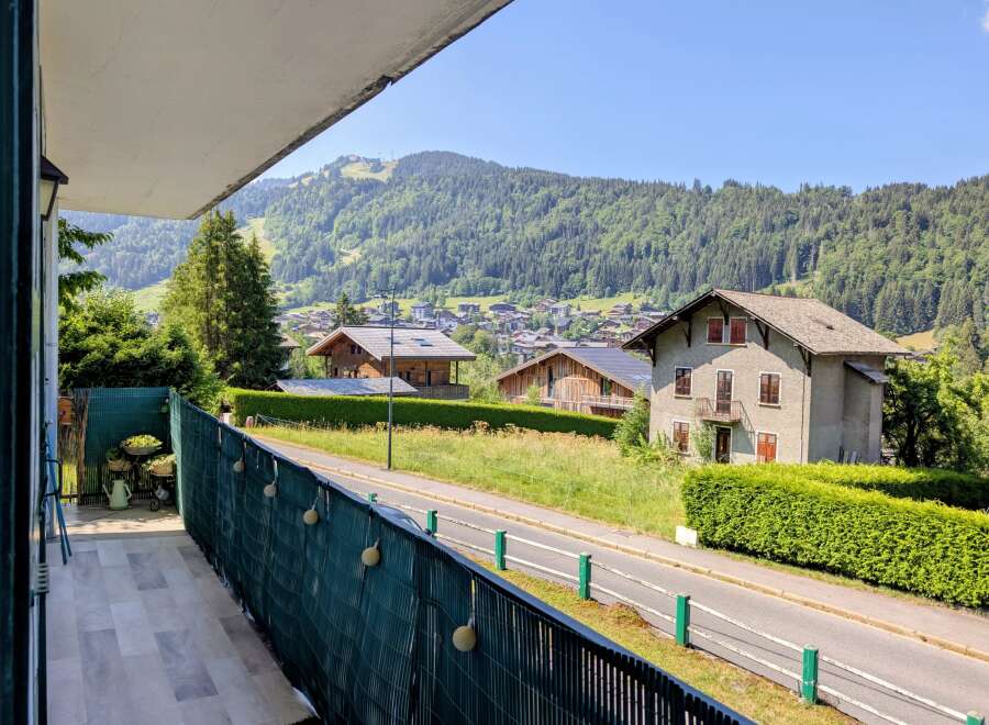 Apartment in Morzine - Image 2