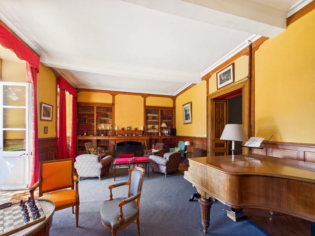 House in Soreze - Image 3