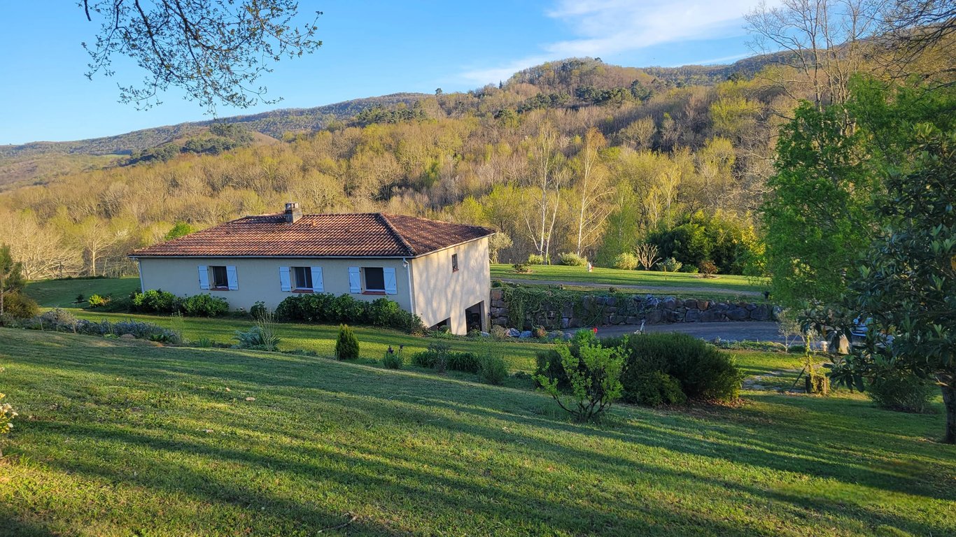 House in Montbrun-Bocage