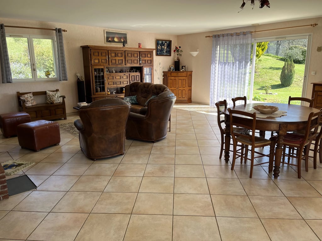House in Montbrun-Bocage - Image 2
