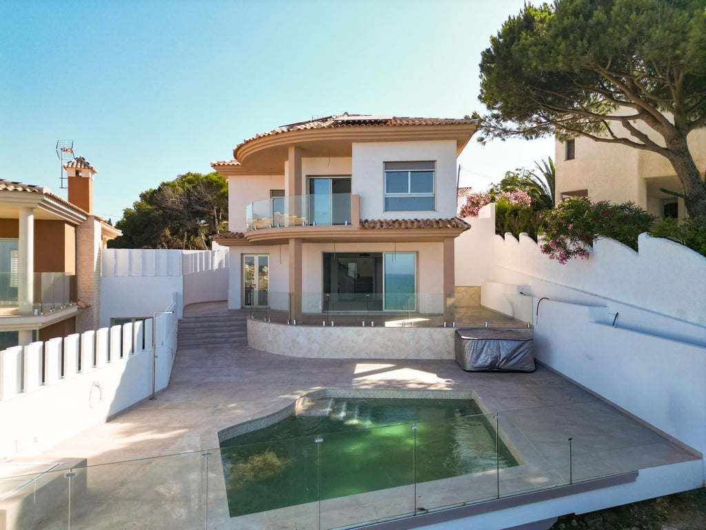 Villa in La Cala De Mijas - Image 3